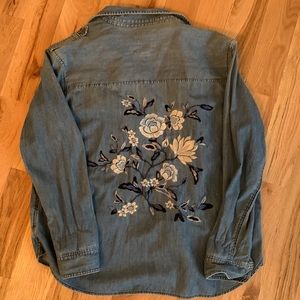 American Eagle embroidered shacket